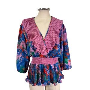 Vintage Susan Freis Ruffle V neck Top Size Large